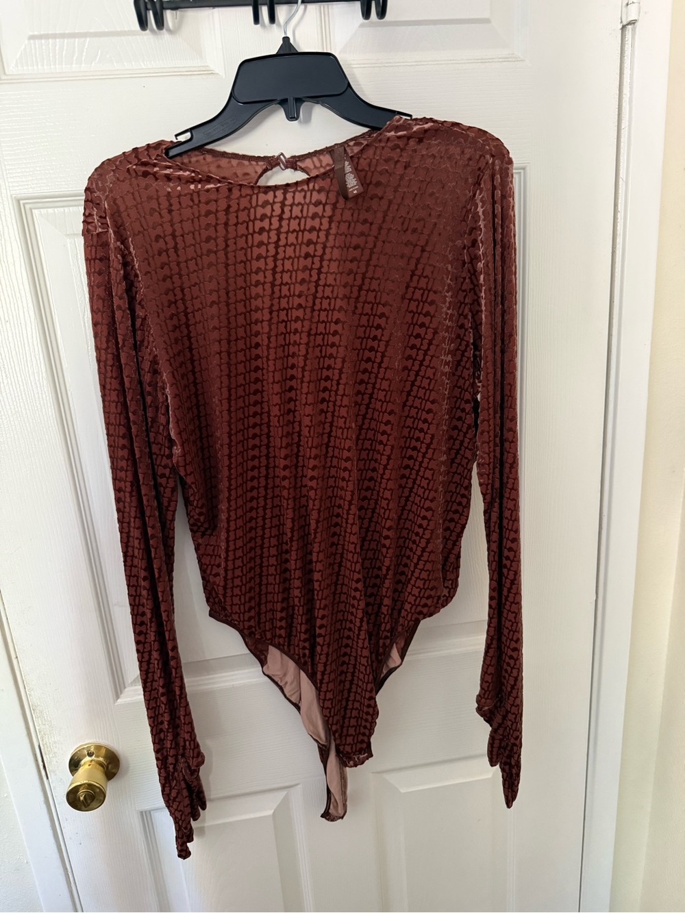 SKIMS Long Sleeve Textured Bodysuit in Brown